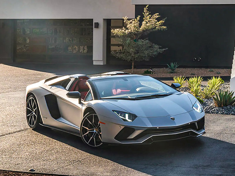 All You Need to Know Before Leasing Lamborghini in Dubai